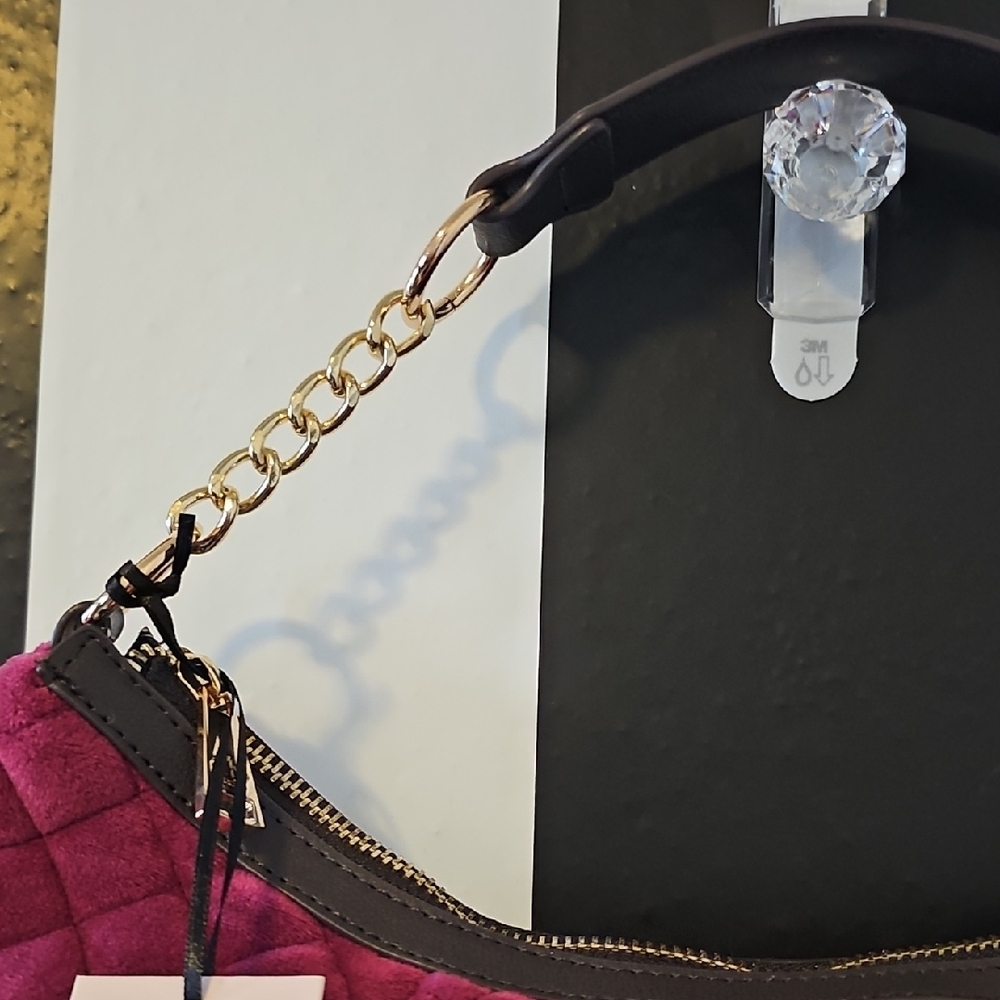 Juicy By Juicy Couture Crowning Glory Quilted Velour Hobo Bag - Picture 4 of 5